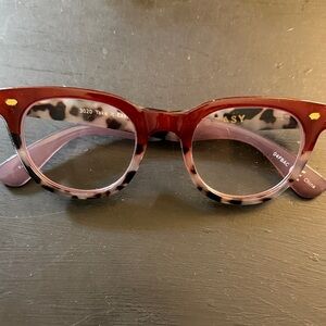 Stylish Tortoiseshell Glasses